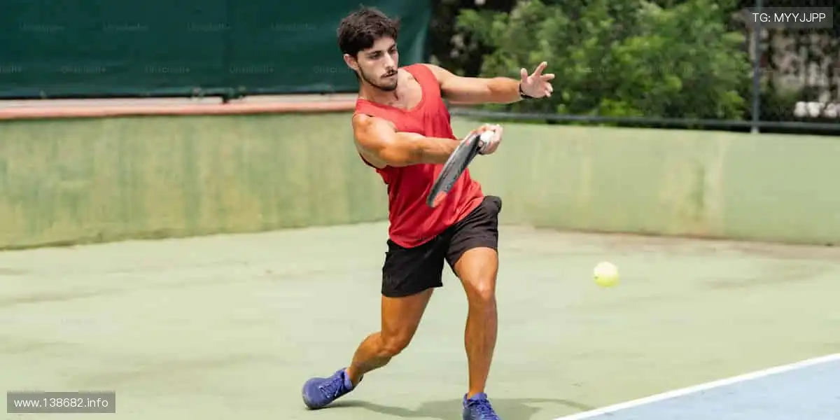 📱实时直播，超清画质，让你不错过每一个精彩瞬间！🏀